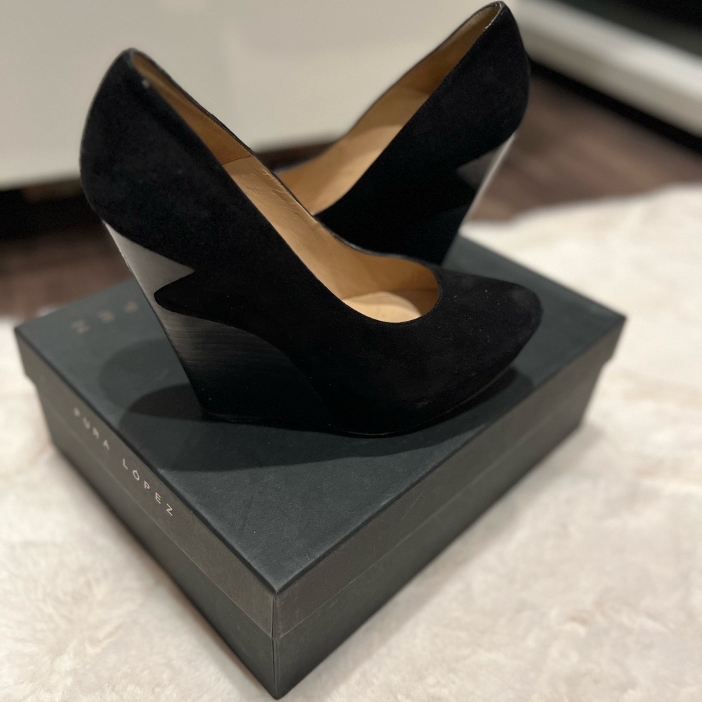 Pura Lopez wedge pumps in black suede. Size 7M.